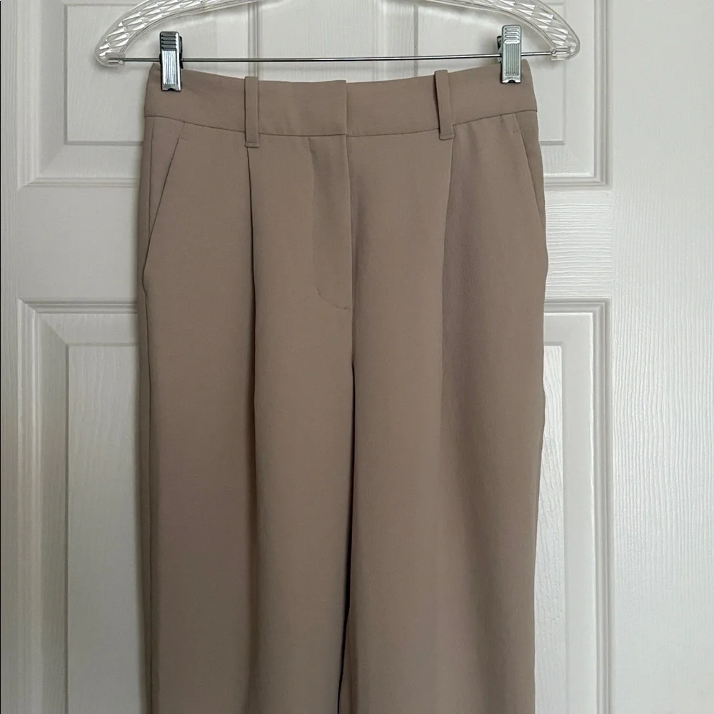 Aritzia Wilfred Marcona Beige Clover Carrot Pants 0 - Picture 2 of 7